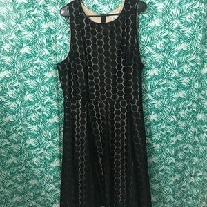 Formal patterned black knee-length dress size 2X